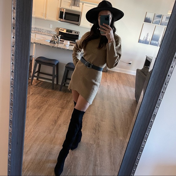 Medusa Silver Snake High Waist Belt - Picture 2 of 3